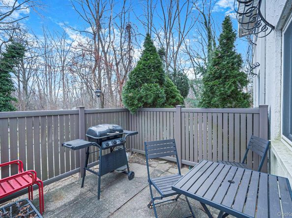 268 Brettonwoods Drive, Coram NY 11727