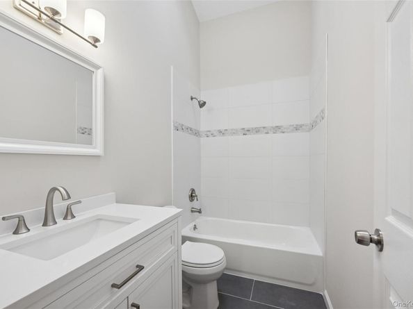 99 Village Circle W, Manorville NY 11949