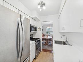 77 S Park Avenue B2, Rockville Centre NY 11570