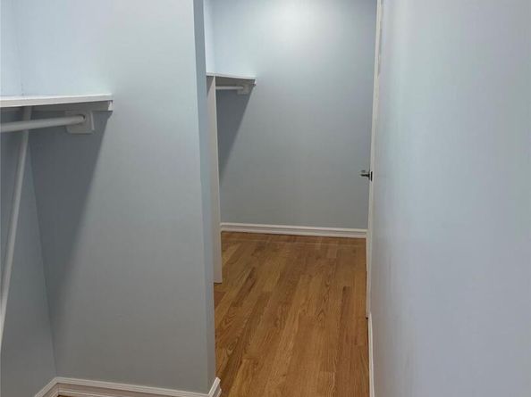 244 Andrews Road, Mineola NY 11501