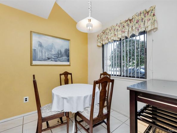 22 Balsam Court 22, Wantagh NY 11793