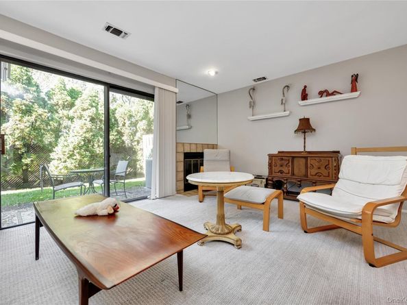 22 Balsam Court 22, Wantagh NY 11793