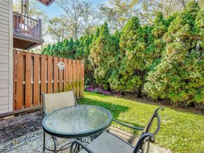 22 Balsam Court 22, Wantagh NY 11793
