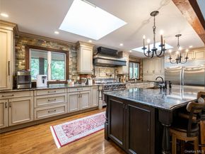 6 Arbutus Road, Greenlawn NY 11740