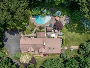 6 Arbutus Road, Greenlawn NY 11740