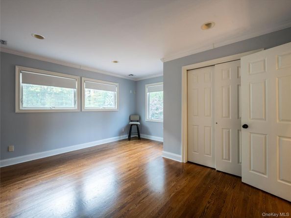 6 Arbutus Road, Greenlawn NY 11740