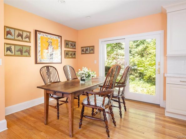 7 Rabbit Run, Glen Cove NY 11542