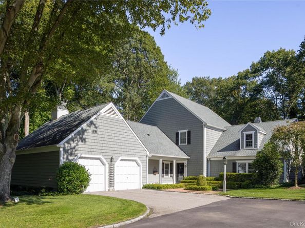 7 Rabbit Run, Glen Cove NY 11542
