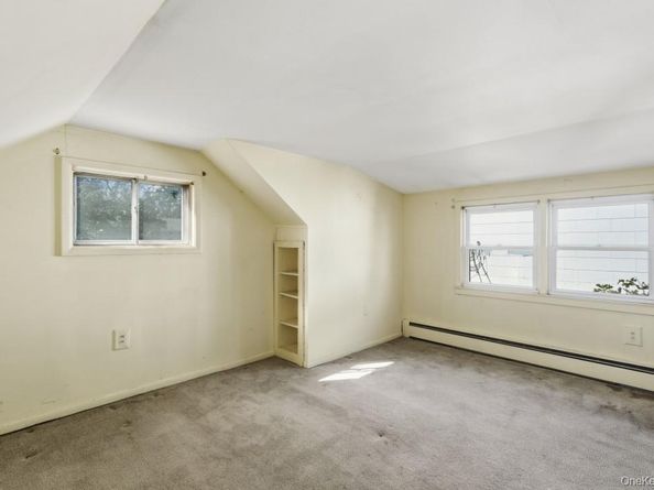24 Hickory Road, Port Washington NY 11050