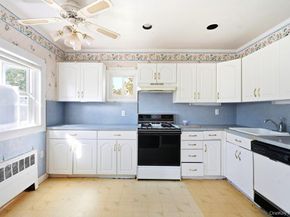 24 Hickory Road, Port Washington NY 11050