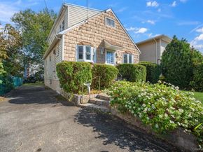 24 Hickory Road, Port Washington NY 11050