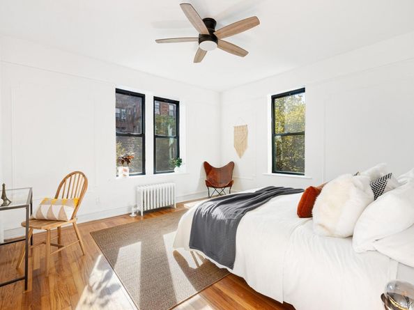41-42 42nd E4, Sunnyside NY 11104