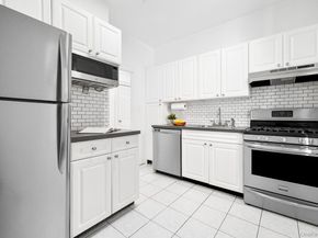 41-42 42nd E4, Sunnyside NY 11104
