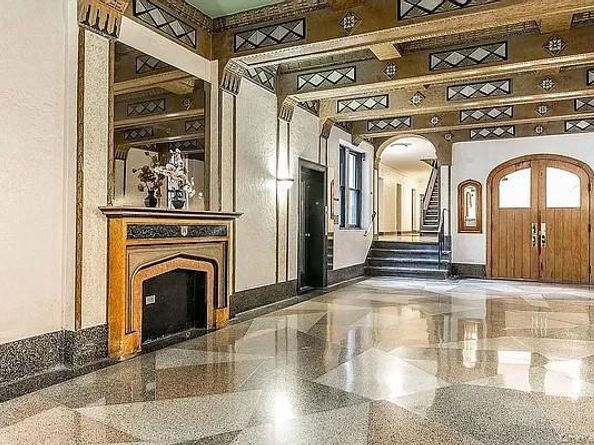 41-42 42nd E4, Sunnyside NY 11104