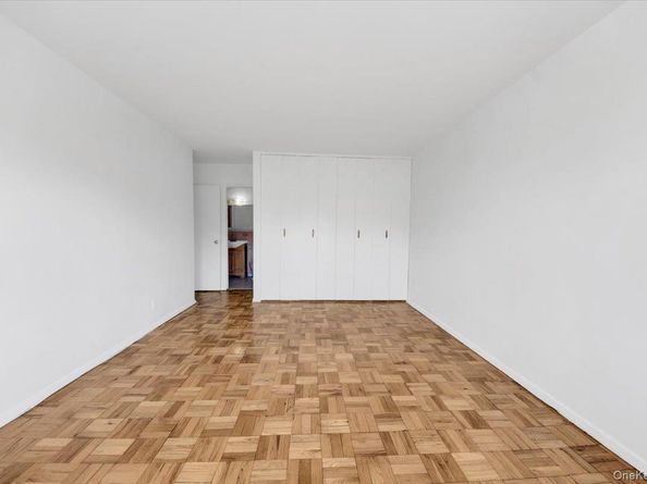 1853 Central Park Avenue 6A, Yonkers NY 10710