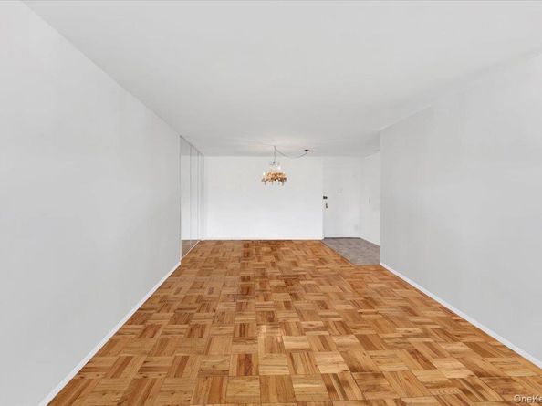 1853 Central Park Avenue 6A, Yonkers NY 10710