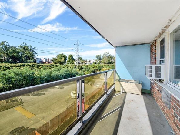 1853 Central Park Avenue 6A, Yonkers NY 10710