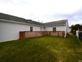 1 Willow Court, Manorville NY 11949