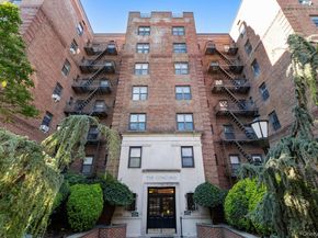 25-40 31st Avenue 6M, Astoria NY 11106
