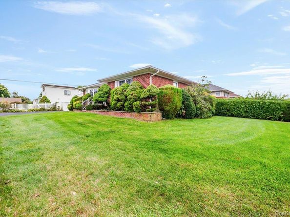 111 Michael Place, Bethpage NY 11714