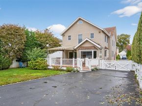 149 Hughes Place, Albertson NY 11507