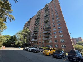 880 Boynton Avenue 8M, Bronx NY 10473