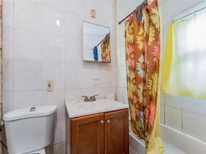 19431 114th Road, Saint Albans NY 11412