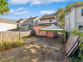 19431 114th Road, Saint Albans NY 11412