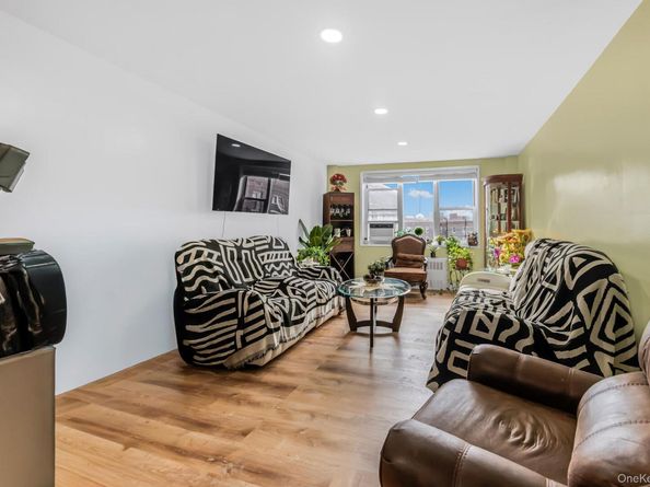 480 Riverdale Avenue 7L, Yonkers NY 10705