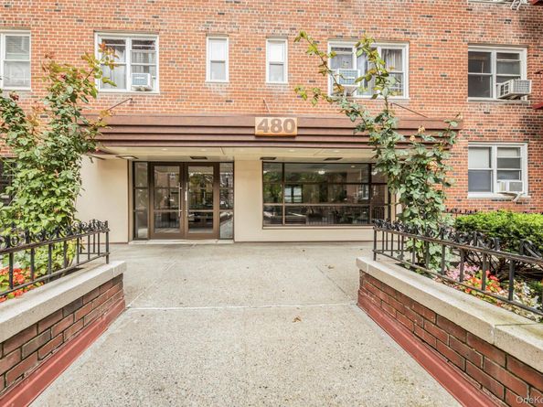 480 Riverdale Avenue 7L, Yonkers NY 10705
