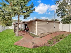 128 S Bicycle Path, Selden NY 11784