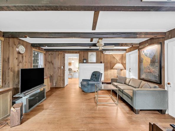 33 Ryder Road, Ossining NY 10562