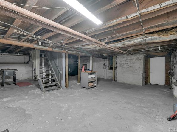 33 Ryder Road, Ossining NY 10562