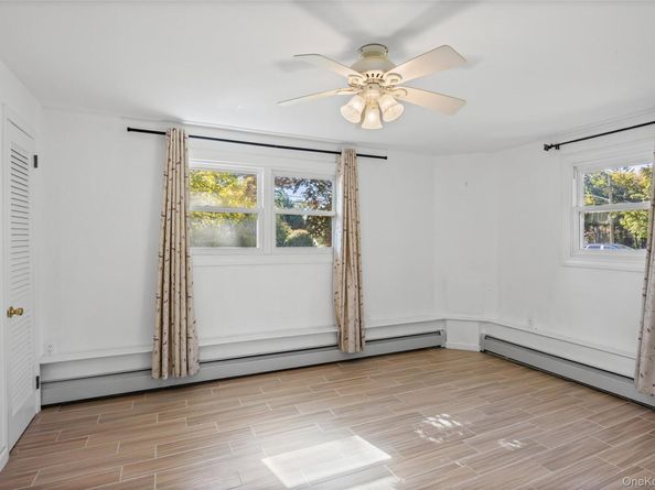 9 Grossman Street, Melville NY 11747