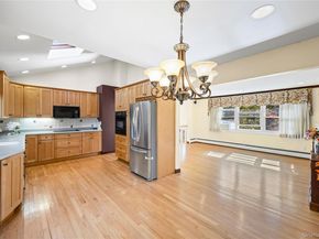 9 Grossman Street, Melville NY 11747