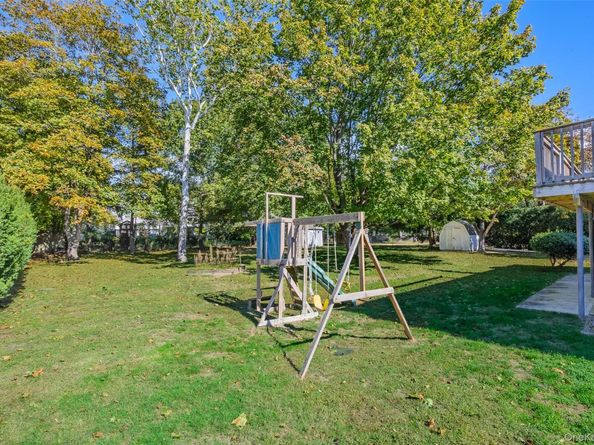 9 Grossman Street, Melville NY 11747