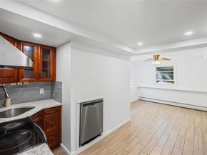 9 Grossman Street, Melville NY 11747