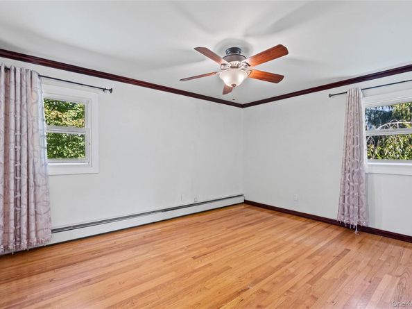 9 Grossman Street, Melville NY 11747