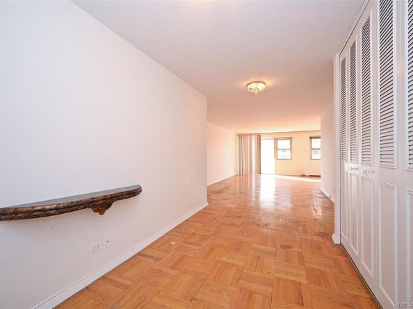 102-10 66 Road 9E, Forest Hills NY 11375