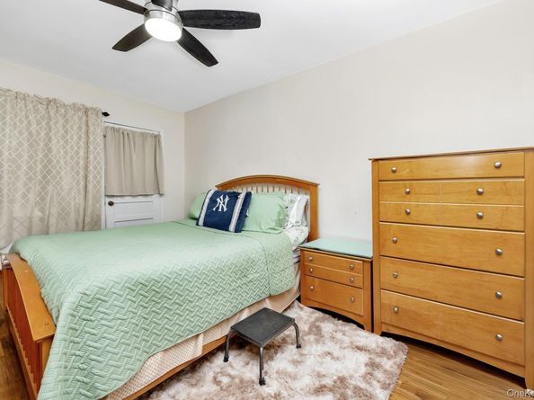 62-45 69th Place, Middle Village NY 11379