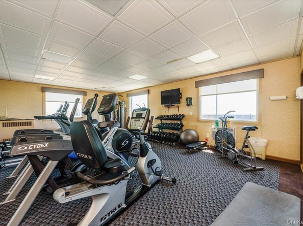 55 Monroe Boulevard 3P, Long Beach NY 11561