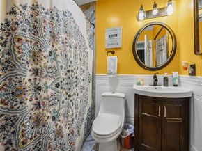 7717 156th Avenue, Howard Beach NY 11414