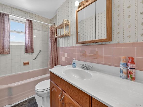 283 Calhoun Avenue, Bronx NY 10465