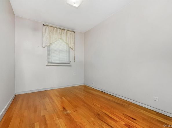 2135 Menahan Street, Ridgewood NY 11385