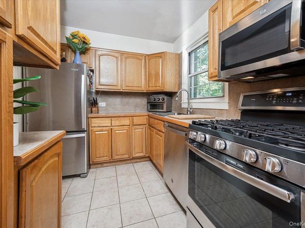 3 Campus Pl 1C, Scarsdale NY 10583