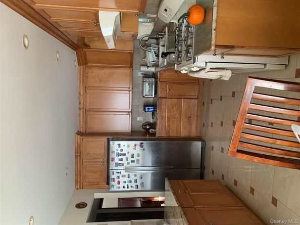 15817 90th Street, Howard Beach NY 11414