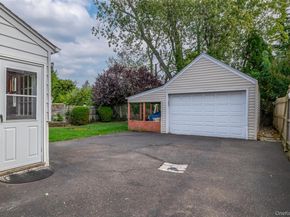 2975 Oceanside Road, Oceanside NY 11572