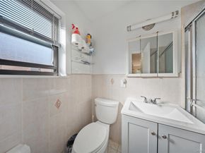 240-22 70th Avenue 9B, Little Neck NY 11362
