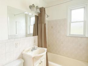 7103 252 Street 199B, Bellerose NY 11426