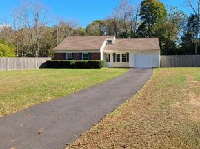 45 Malcolm Way, Riverhead NY 11901